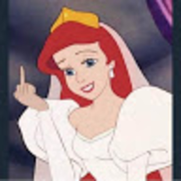 Profile Picture of Nikki Heathman (@nikkiheathman59) on Poshmark