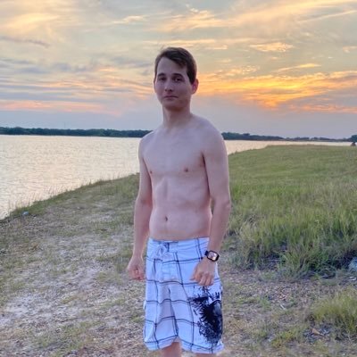 Profile Picture of Aaron Linder (@AaronJamesLinde) on Twitter