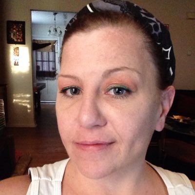 Profile Picture of Li$awashere! (@RhettLisa) on Twitter