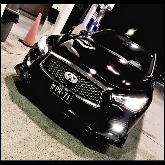 Profile Picture of James Sawyer (@jamessawyer671) on Poshmark