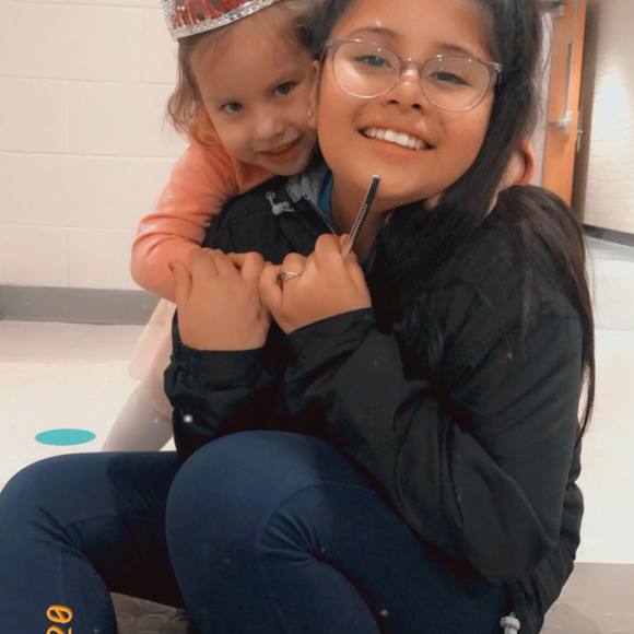 Profile Picture of Roxy Romero (@ochi2886) on Poshmark