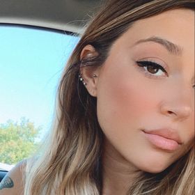 Profile Picture of Brianna Romanski (@romanskibrianna) on Pinterest