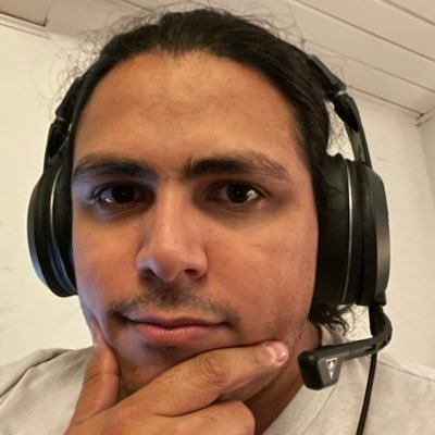 Profile Picture of Alex Davalos (@adavalosjr) on Twitter