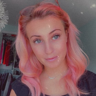 Profile Picture of Amelia McCarthy (@Ameliaamccarthy) on Twitter