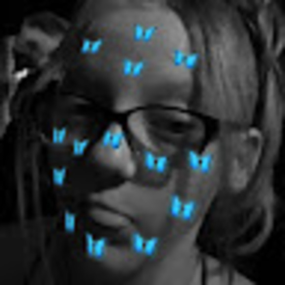 Profile Picture of Barb Darnold (@barbdarnold22) on Poshmark