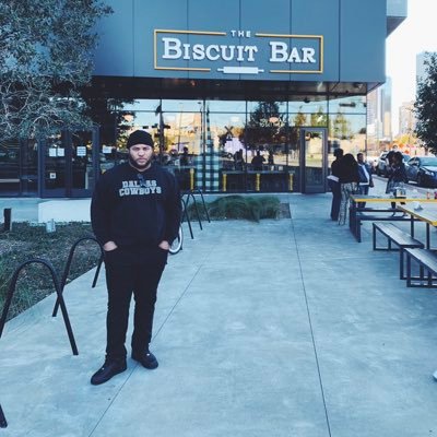 Profile Picture of  🚫 🧢 (@PaulEllisJr) on Twitter