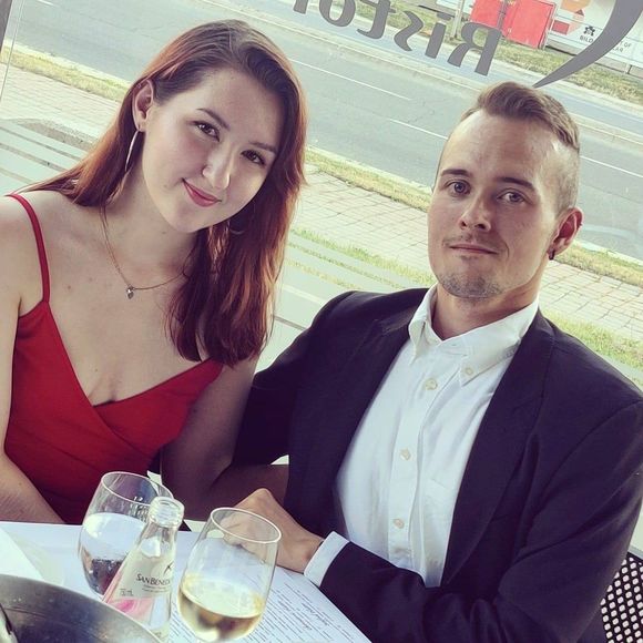 Profile Picture of Matt Górski (@kapr0) on Poshmark