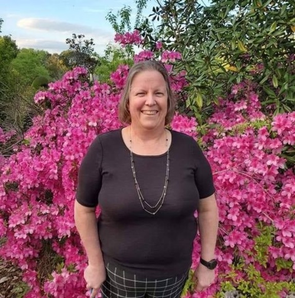 Profile Picture of Barbara Haley (@barbarahaley343) on Poshmark