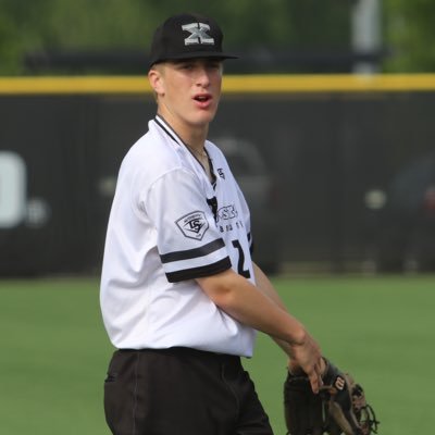 Carson Yates - Twitter Profile Picture of Carson Yates (@YatesCarson) on Twitter