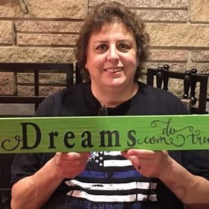 Profile Picture of Donna Wudyka (@WudykaDonna) on Twitter