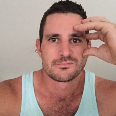 Profile Picture of Stuart Irwin (@kenyan_21) on Twitter