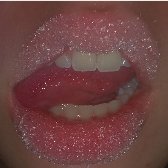 Profile Picture of Danielle Pfannenstiel (@daniellepfan) on Poshmark