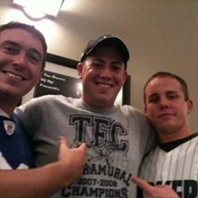 Profile Picture of Tom Cavanaugh (@tcavanau) on Twitter