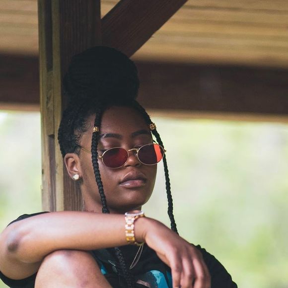 Profile Picture of Aspen Carter (@prettybieb) on Poshmark