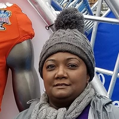 Profile Picture of Janice Jackson (@JaniceJ71392216) on Twitter