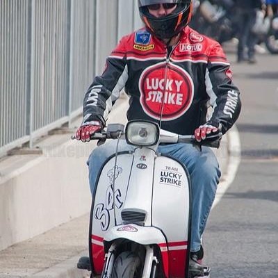 Profile Photo of Darren Hardwick (@luckylambretta) on Twitter