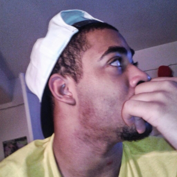 Profile Picture of Eric Parker (@eric_a_parker) on Poshmark