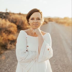 Profile Picture of Noelle Cain (@ballandcain) on Pinterest