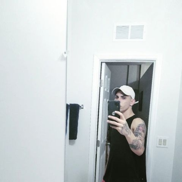 Profile Picture of Brian Alex (@brianalexcruz8) on Poshmark