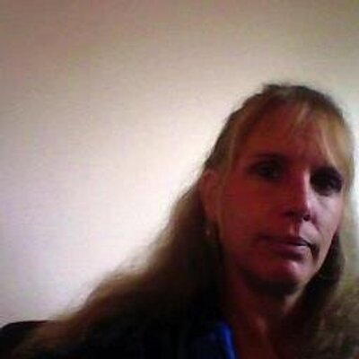Profile Picture of Jenny Burkett (@jennyburkett1) on Twitter