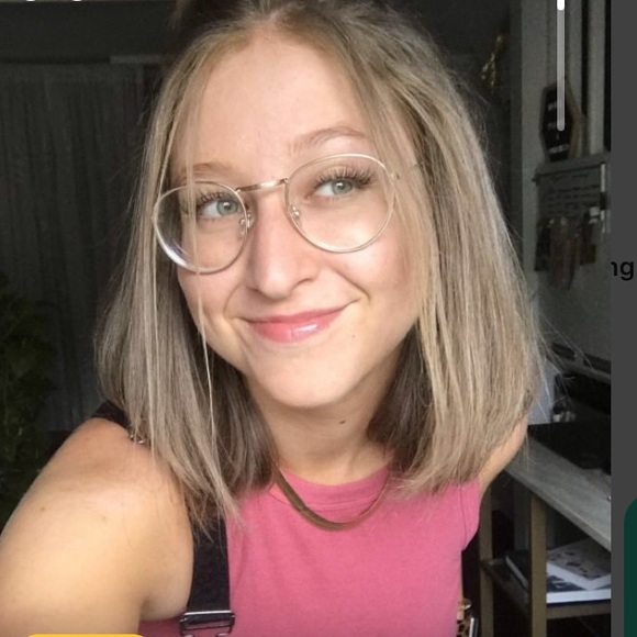 Profile Picture of Cam Corzette (@cmcorzette) on Poshmark