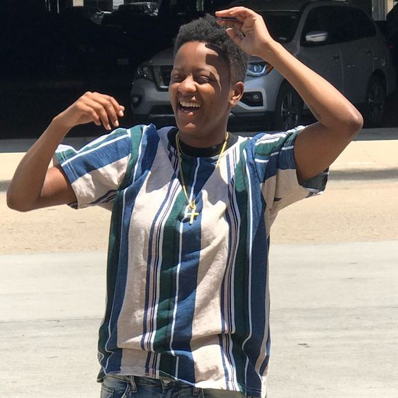 Victoria Tsalikis - Poshmark Profile Picture of Victoria Tsalikis (@veinichole) on Poshmark