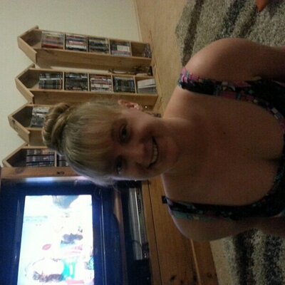 Profile Picture of Aileen McKay (@McKayAileen) on Twitter