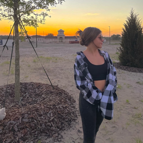 Profile Picture of Jayden Fallacaro (@jayfallacaro05) on Poshmark