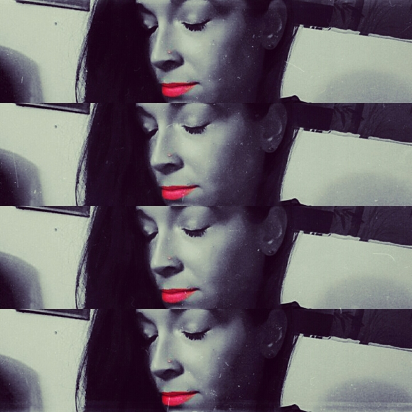 Profile Picture of Stefanie Uzzle (@uzzlesd) on Poshmark