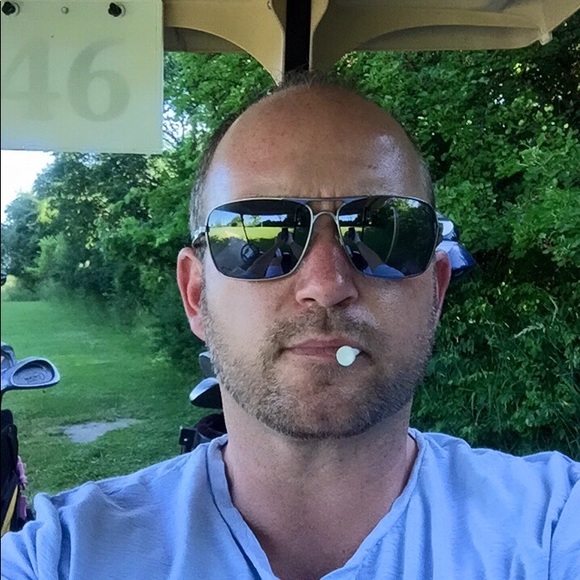 Profile Picture of Alex Ogren (@magness16) on Poshmark