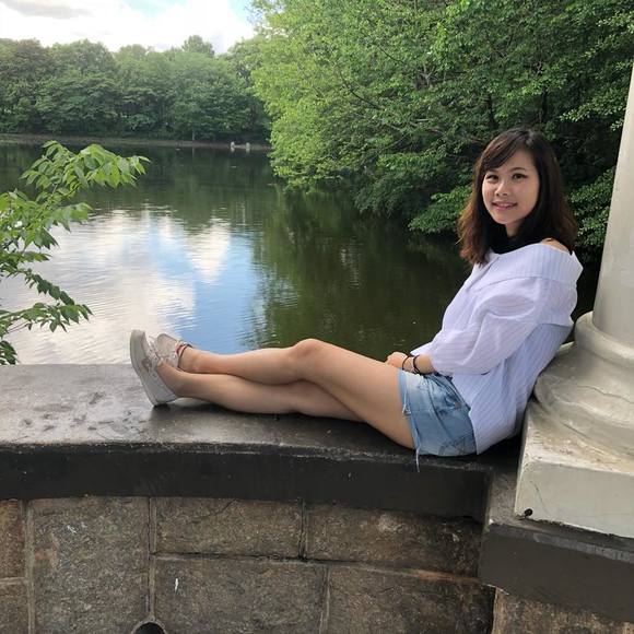 Profile Picture of Nida Patimavirujh (@nida_p) on Poshmark