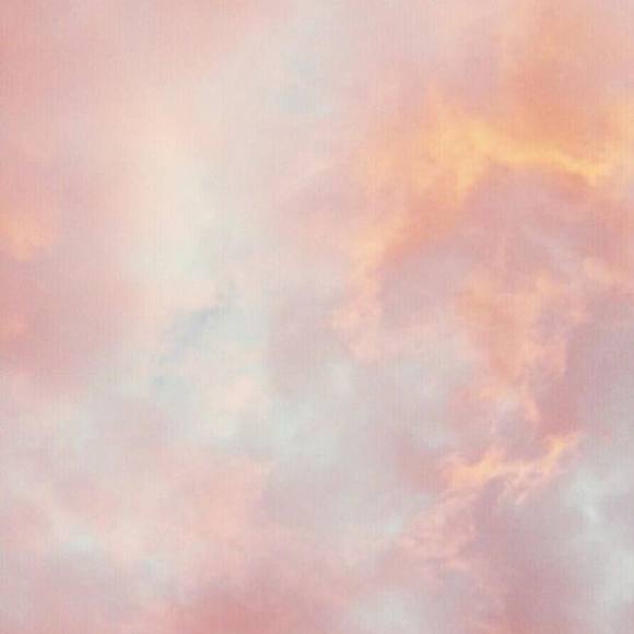 Shushu Alsanai - Poshmark Profile Picture of Shushu Alsanai (@shushualsanai) on Poshmark