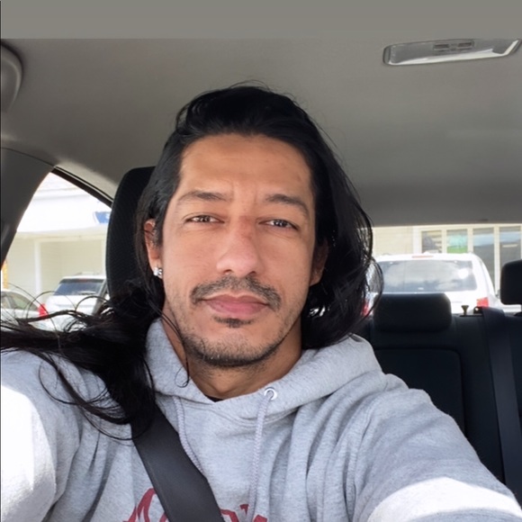 Profile Picture of Severino Sabino (@severinossabino) on Poshmark