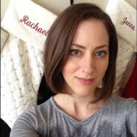 Profile Picture of Rachel Pike (@rachelpike101) on Poshmark