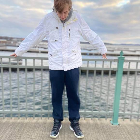 Profile Picture of Jake Camisa (@jakethasnake802) on Poshmark