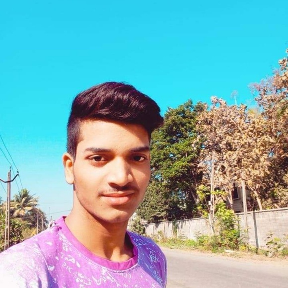 Profile Picture of Durgesh dubey Dubey (@durgesh763) on Poshmark