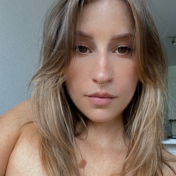 Profile Picture of Franziska Paul-schallmo (@franziskav) on Poshmark