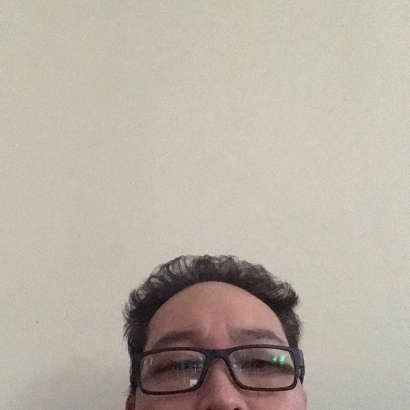 Profile Picture of Aaron Frazier (@aaron_frazier) on Poshmark