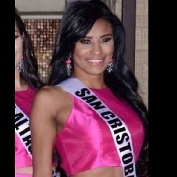 Profile Picture of Genesis Baez (@genesisbaez16) on Poshmark