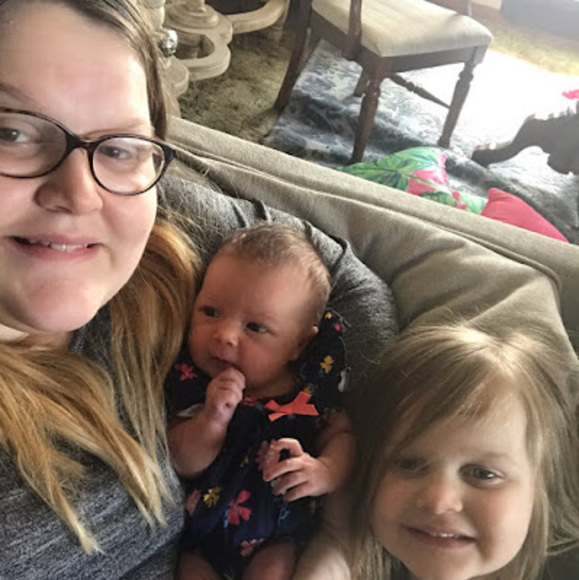 Profile Picture of Alysia Beachey (@alysiabeachey) on Poshmark