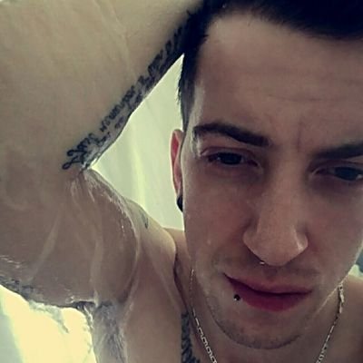 Profile Picture of Tom Selby (@Punkyfishguy) on Twitter