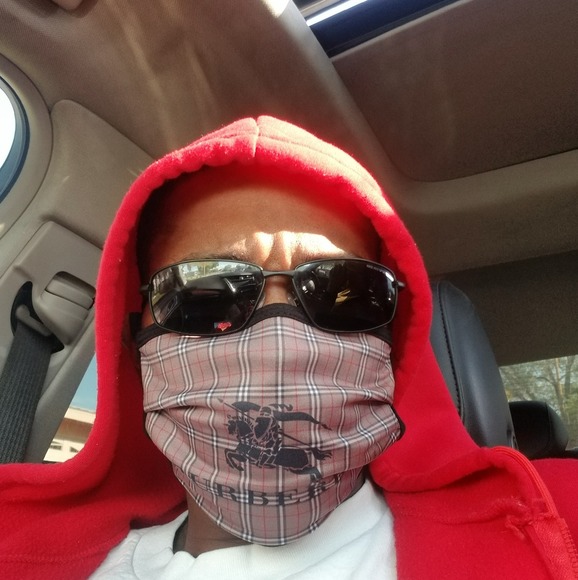 Profile Picture of Sheldon Davis (@sheldondavis25) on Poshmark