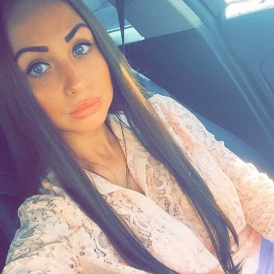 Profile Picture of Lucy Moses (@LucyMos30059629) on Twitter
