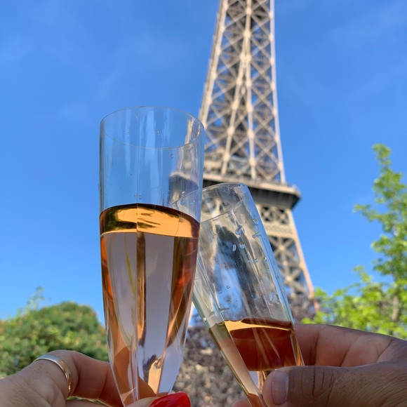 Profile Picture of Patty Silva (@silvagirls777) on Poshmark