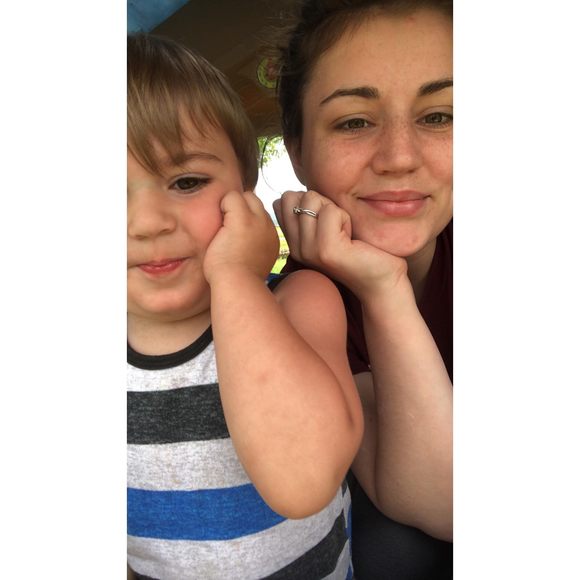 Shannon Royer - Poshmark Profile Picture of Shannon Royer (@shannon1297) on Poshmark