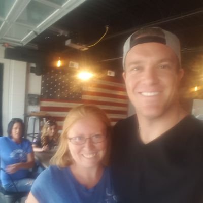 Profile Picture of Megan Jessee (@megaroni76) on Twitter