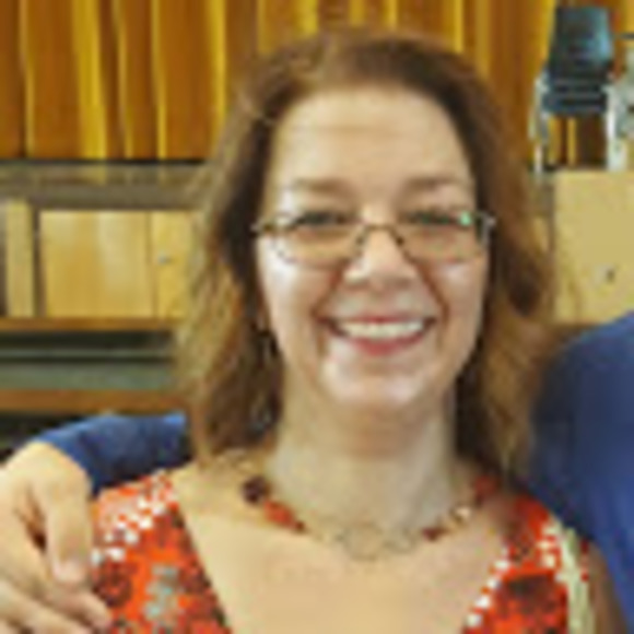 Profile Picture of Caren Cacciatore (@chickofthec) on Poshmark