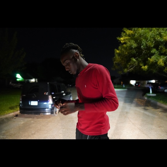 Profile Picture of Gerry Blacknell (@guttasavage) on Poshmark