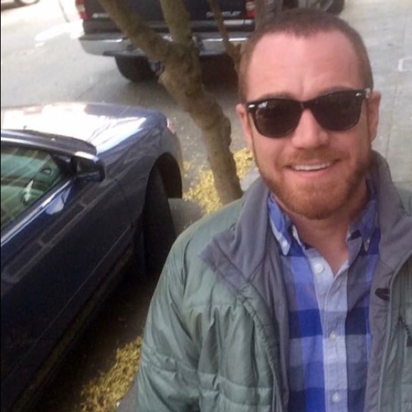 Rian James - Poshmark Profile Picture of Rian James (@rjmac325) on Poshmark