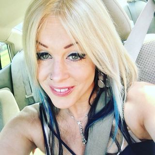 Profile Picture of Lisa Bouchelle (@lisabouchelle) on Instagram